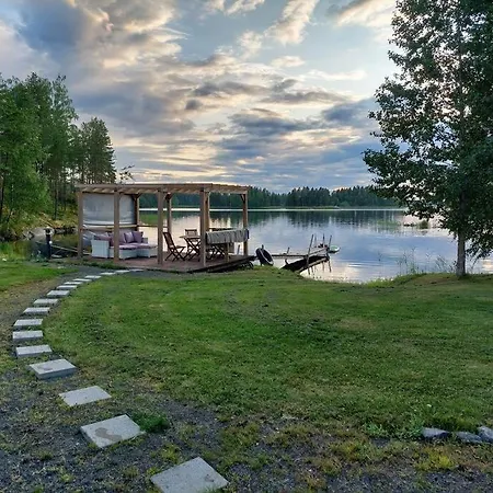 Mustalahti Huvilat *