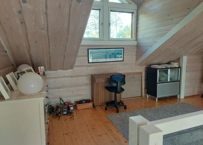 Mustalahti * S:t Michel