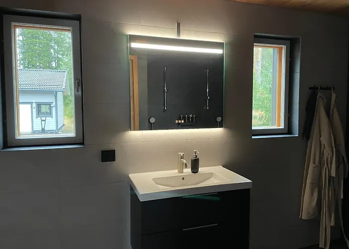 Mustalahti * S:t Michel